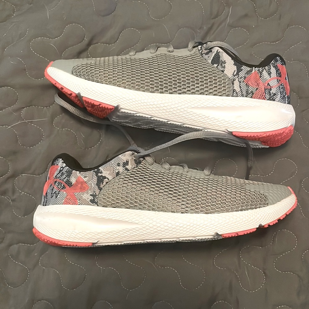 Brand new, missing tags. Size 5 boys Under Armour sneakers